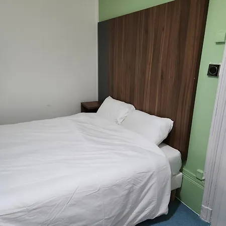 Chateaubriand Отель