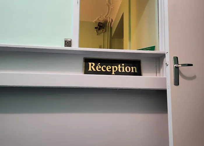 ホテル Chateaubriand ディジョン